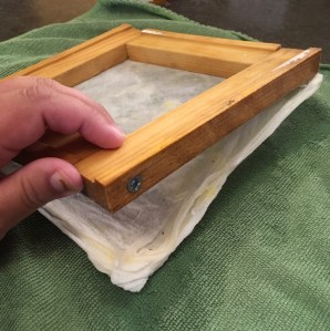 silk coming off frame